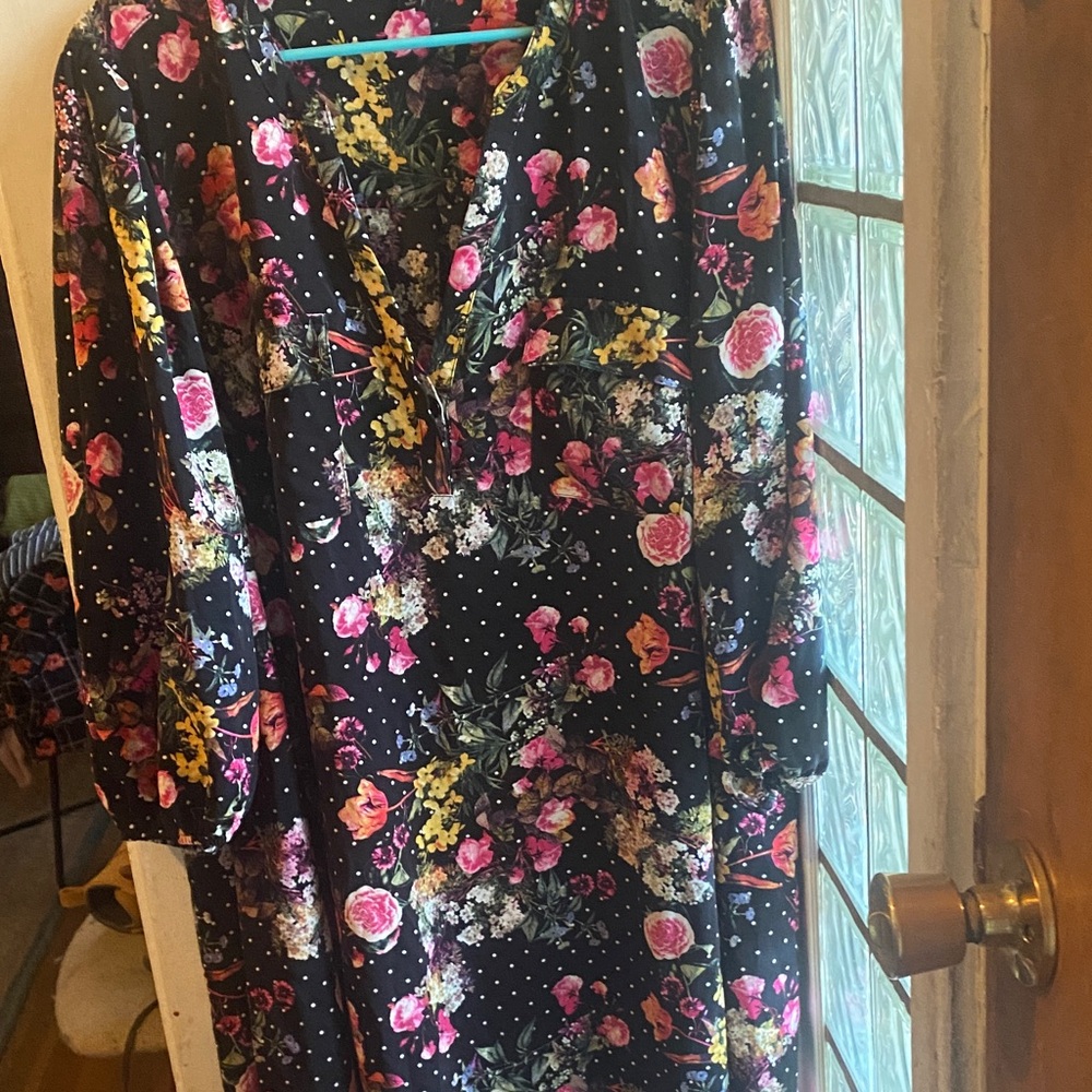 Final Sale 🌹Torrid Floral Black Dress size 2
